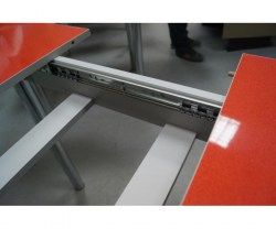 06_Stol razd orang-720x600